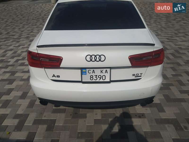 Седан Audi A6 2012 в Каневе
