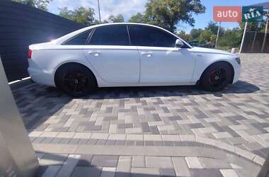 Седан Audi A6 2012 в 
