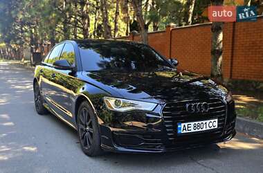Седан Audi A6 2015 в 