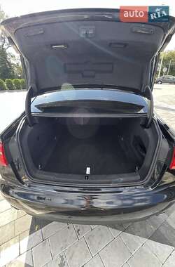 Седан Audi A6 2014 в 