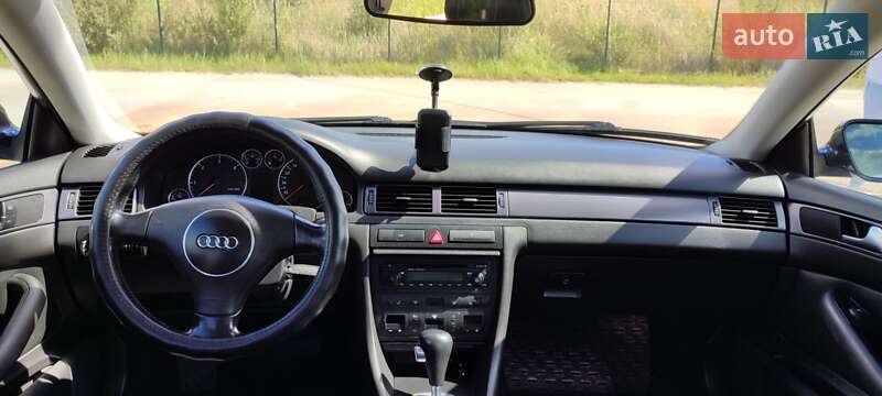 Седан Audi A6 2003 в Коростене
