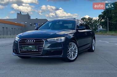 Седан Audi A6 2015 в 