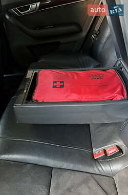 Седан Audi A6 2004 в 