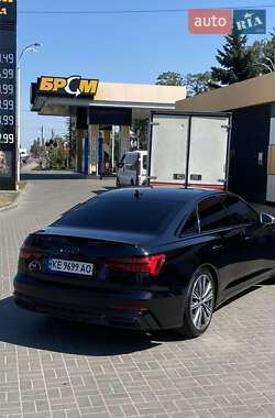 Седан Audi A6 2019 в 
