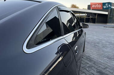 Седан Audi A6 2004 в 
