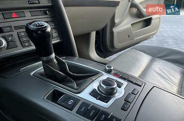 Седан Audi A6 2004 в 