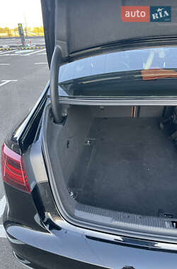Седан Audi A6 2015 в 