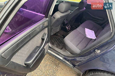 Седан Audi A6 1998 в 