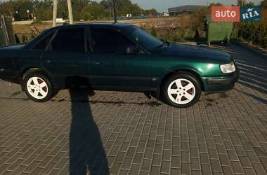 Седан Audi A6 1994 в Золочеві