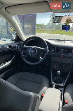 Универсал Audi A6 2003 в Жовкве