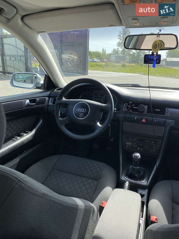 Универсал Audi A6 2003 в Жовкве