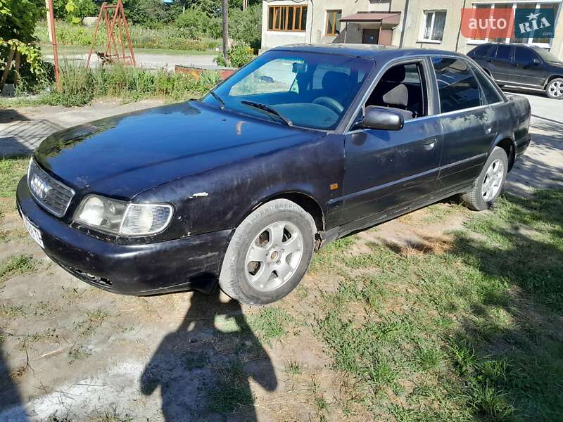 Седан Audi A6 1995 в Кременце