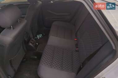 Седан Audi A6 2001 в 