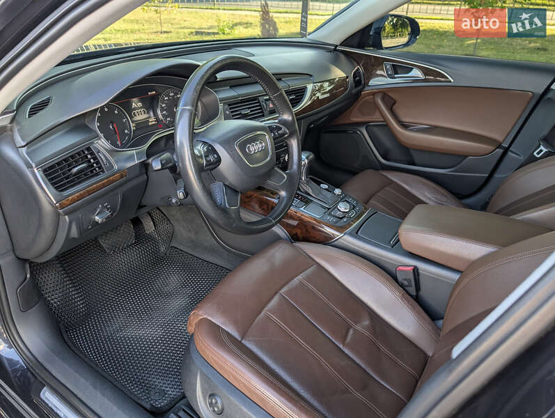 Седан Audi A6 2012 в Коломые