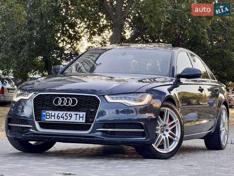 Седан Audi A6 2012 в 