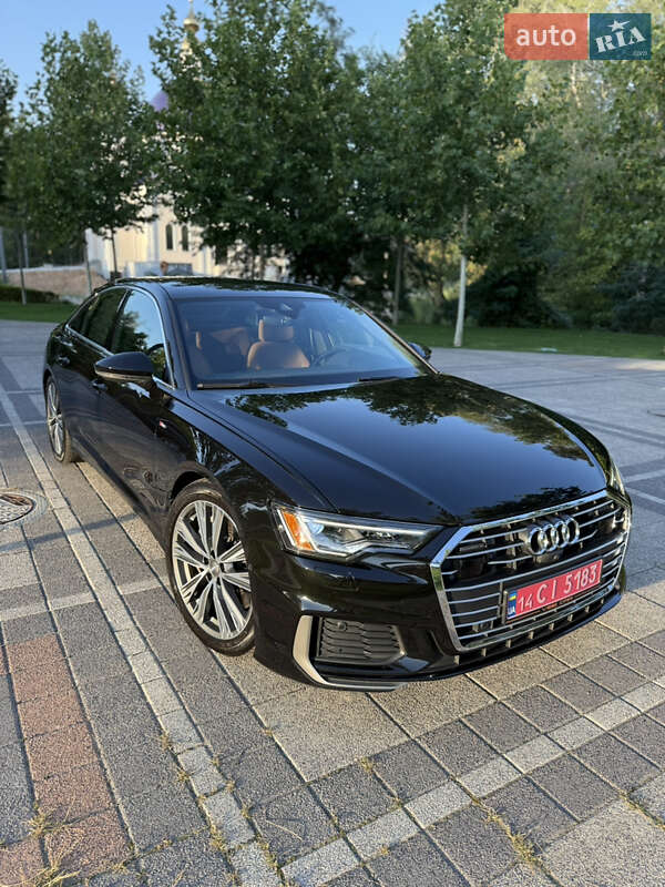 Седан Audi A6 2019 в 