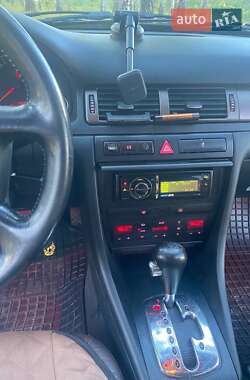 Седан Audi A6 2000 в 