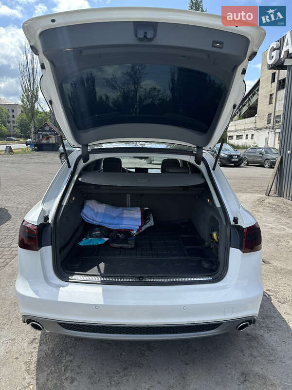 Универсал Audi A6 2011 в Днепре