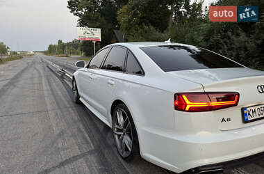 Седан Audi A6 2016 в 
