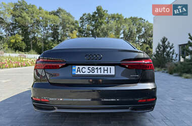 Седан Audi A6 2021 в 