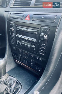 Седан Audi A6 2000 в 
