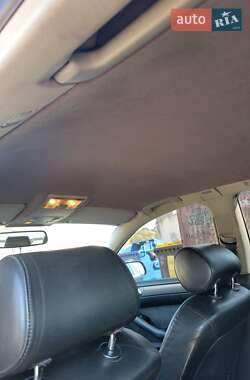 Седан Audi A6 2002 в 