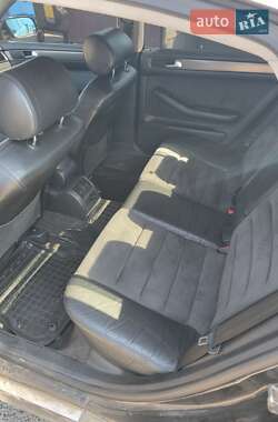 Седан Audi A6 2002 в 