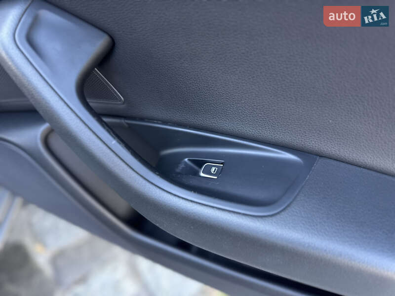 Универсал Audi A6 2012 в Киеве