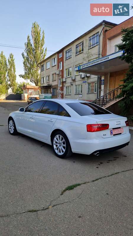 Седан Audi A6 2014 в Николаеве