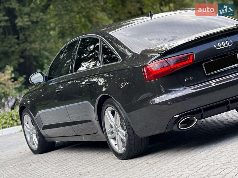 Седан Audi A6 2013 в Дрогобыче