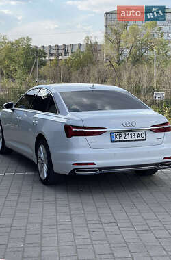Седан Audi A6 2019 в 