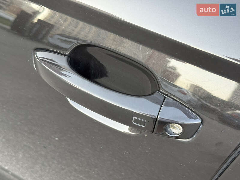 Седан Audi A6 2012 в Киеве