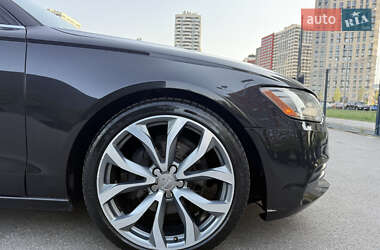 Седан Audi A6 2012 в 