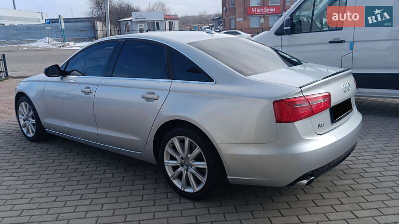 Седан Audi A6 2014 в Полтаве