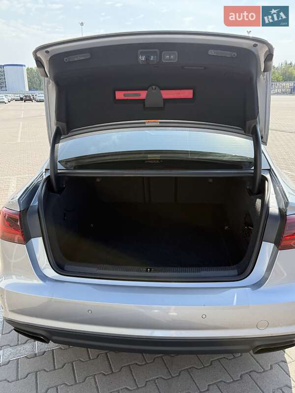 Седан Audi A6 2018 в Києві