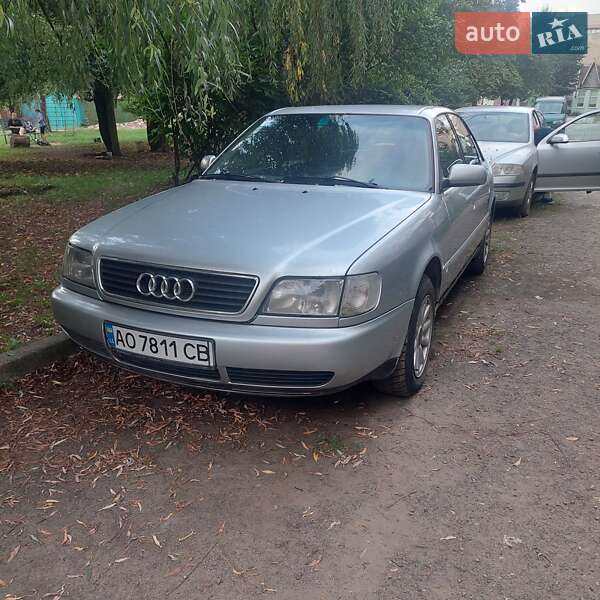 Седан Audi A6 1996 в 