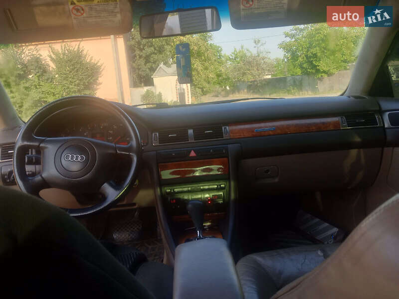 Седан Audi A6 1998 в Косові