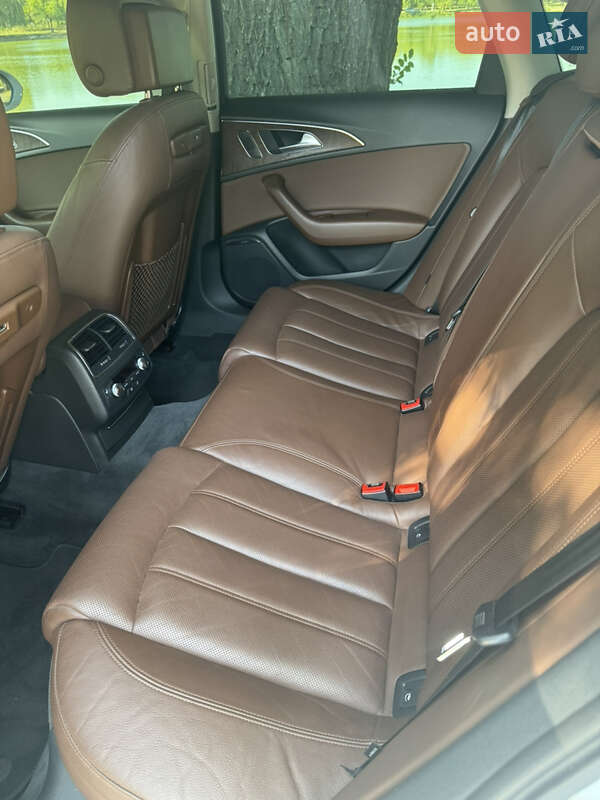 Седан Audi A6 2014 в Рівному