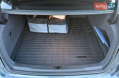 Седан Audi A6 2014 в 