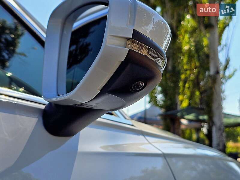 Седан Audi A6 2019 в Першотравенске
