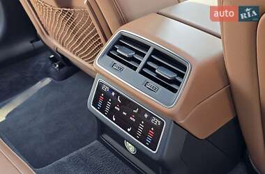 Седан Audi A6 2019 в 