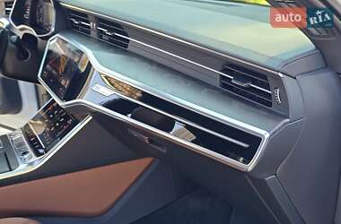 Седан Audi A6 2019 в 