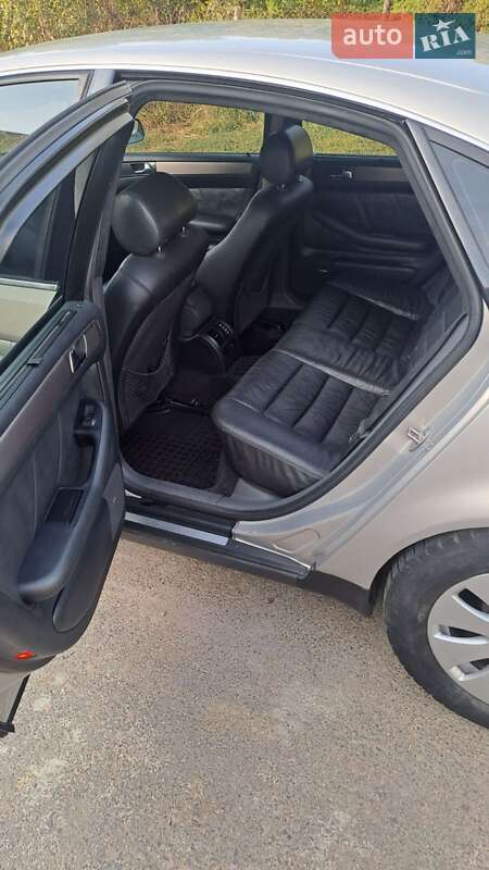 Седан Audi A6 1998 в Ужгороде
