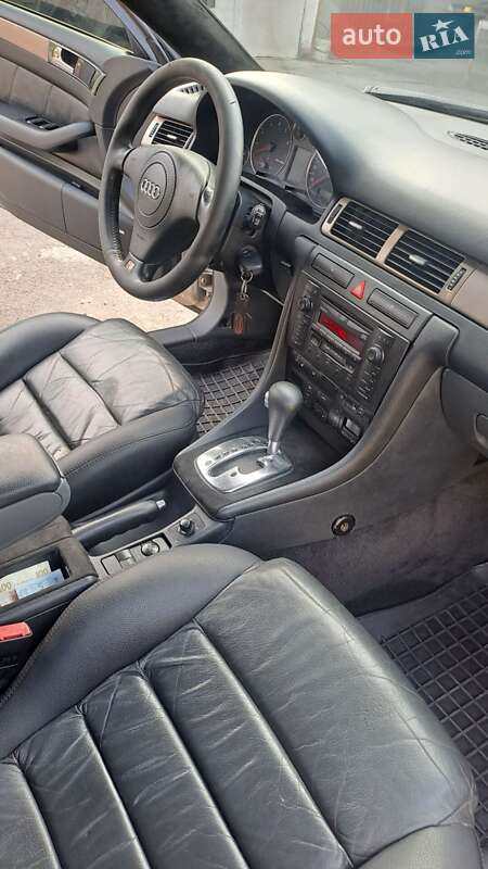 Седан Audi A6 1998 в Ужгороде