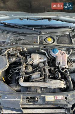 Универсал Audi A6 1999 в 
