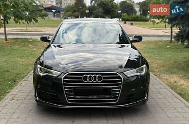 Седан Audi A6 2015 в 
