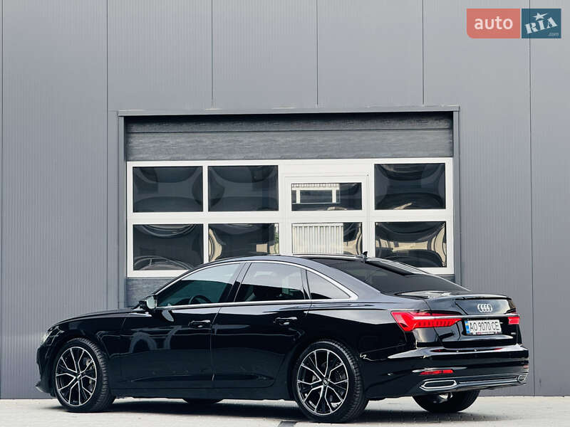 Седан Audi A6 2021 в Мукачевому