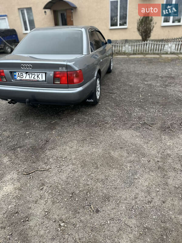 Седан Audi A6 1996 в Тульчині