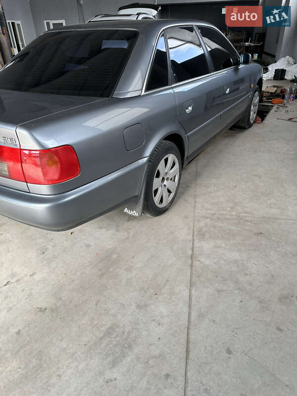 Седан Audi A6 1996 в Тульчині