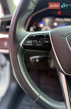 Седан Audi A6 2019 в 